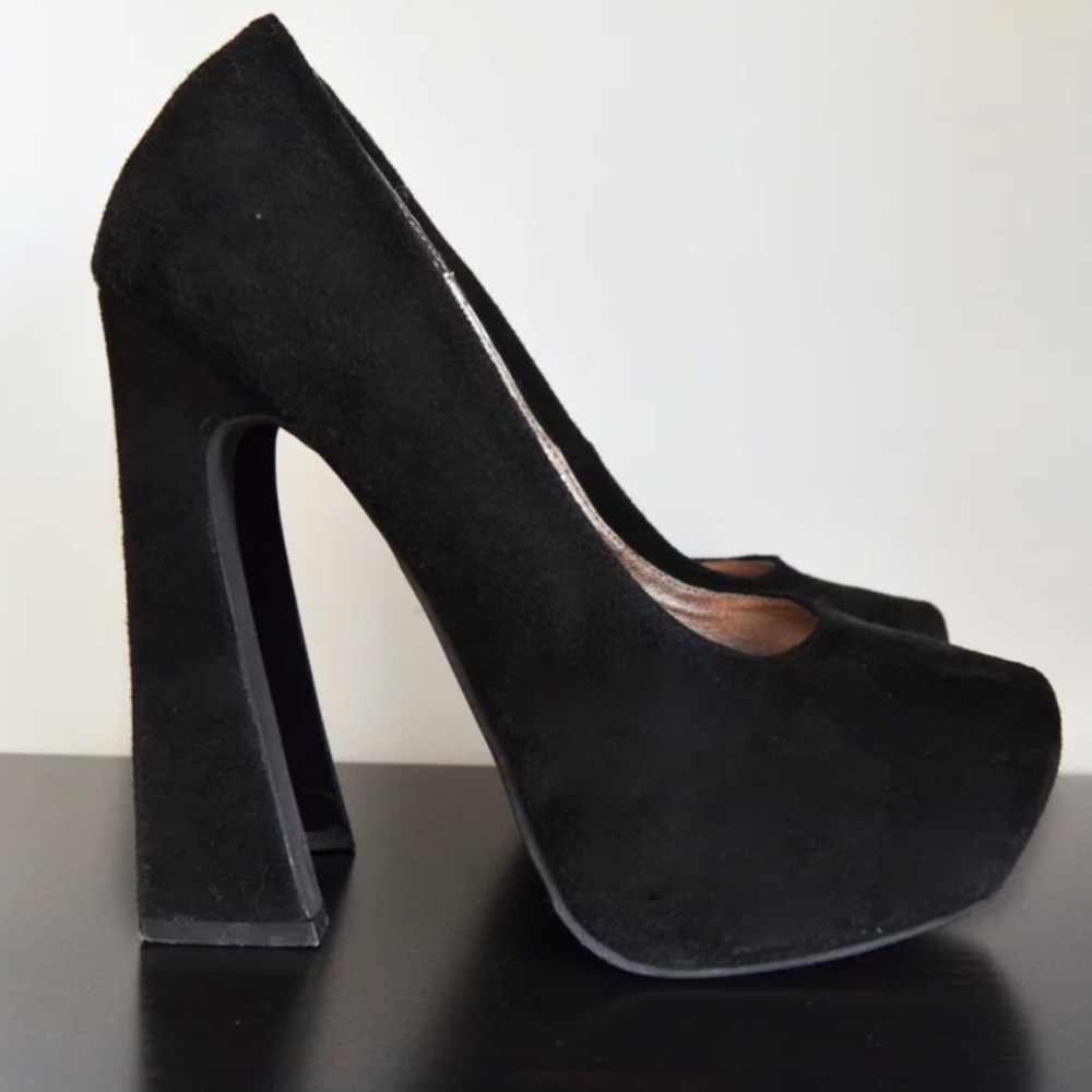 Jeffrey Campbell